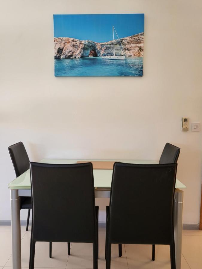 Ir-Rixa Holiday Penthouse Għajnsielem Extérieur photo
