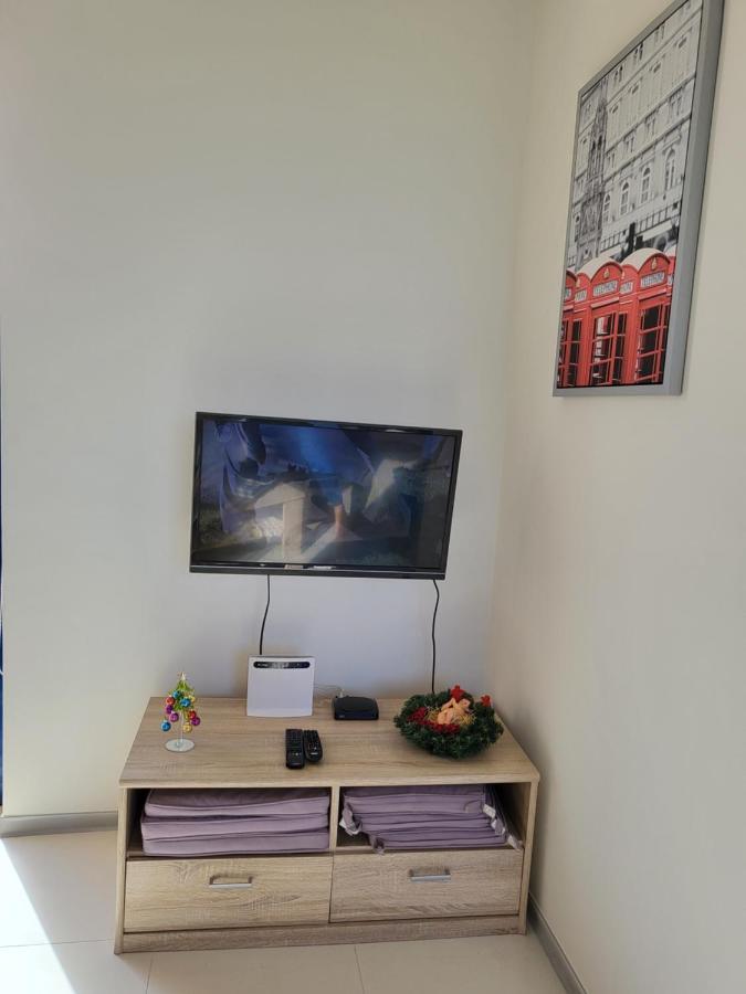 Ir-Rixa Holiday Penthouse Għajnsielem Extérieur photo